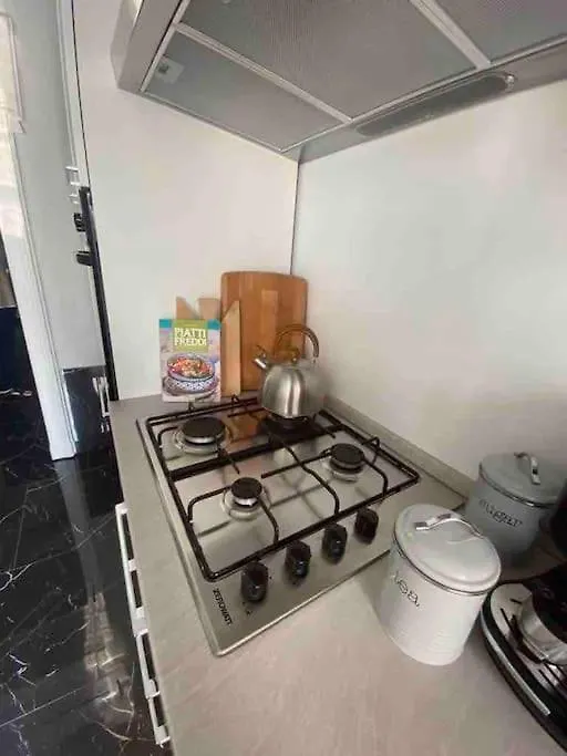 Gracious Apartment In The Heart Of Monza 0*,  Italia