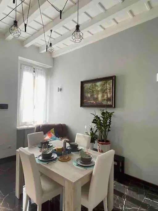 Gracious Apartment In The Heart Of Monza